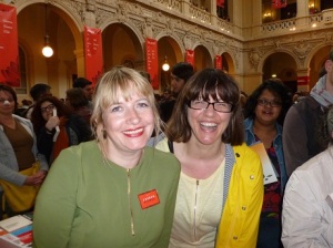 Lauren Beukes is the pretty one on the left.